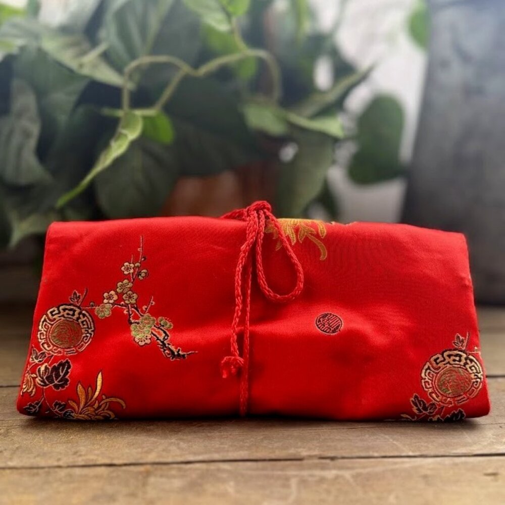 Vintage Chinese Silk Jewelry Organizer